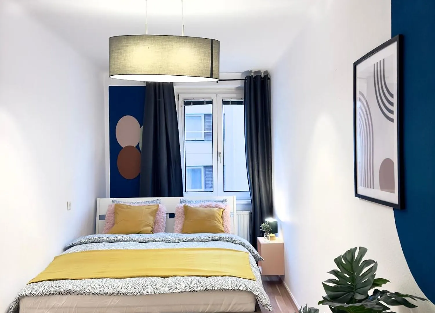 Design 3 Bedroom Near Main Train Station Apartment Вена