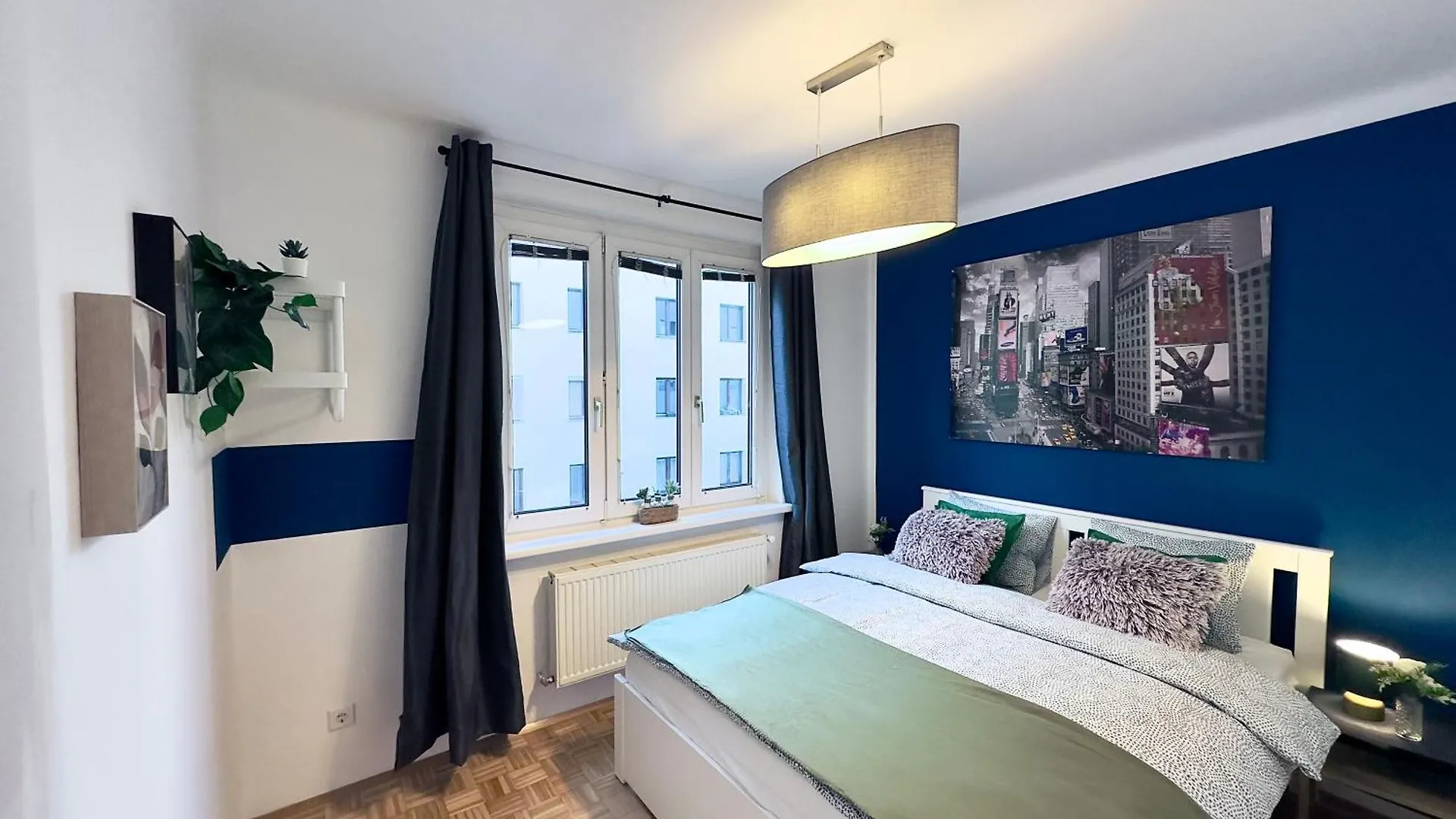 Design 3 Bedroom Near Main Train Station Apartment Вена 0*,  Австрия