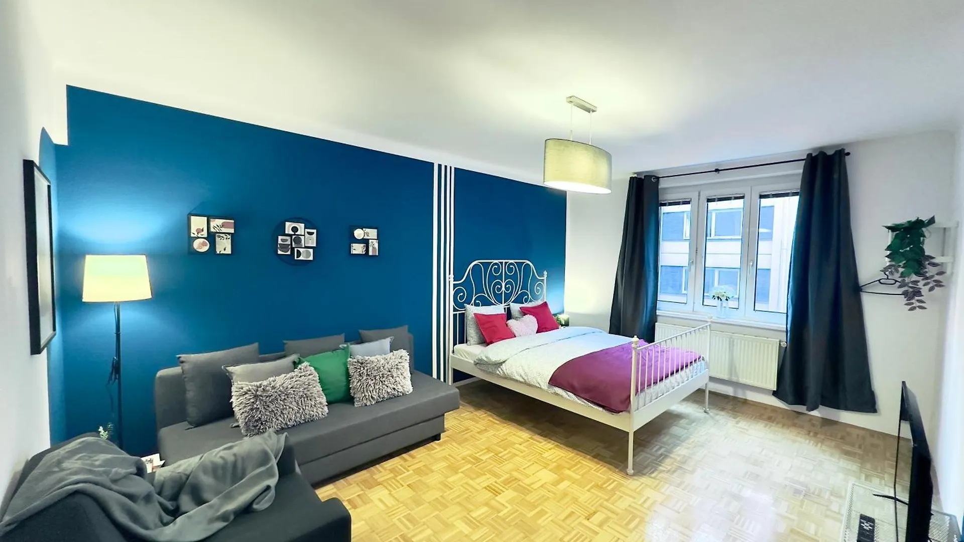 Design 3 Bedroom Near Main Train Station Apartment Вена 0*,