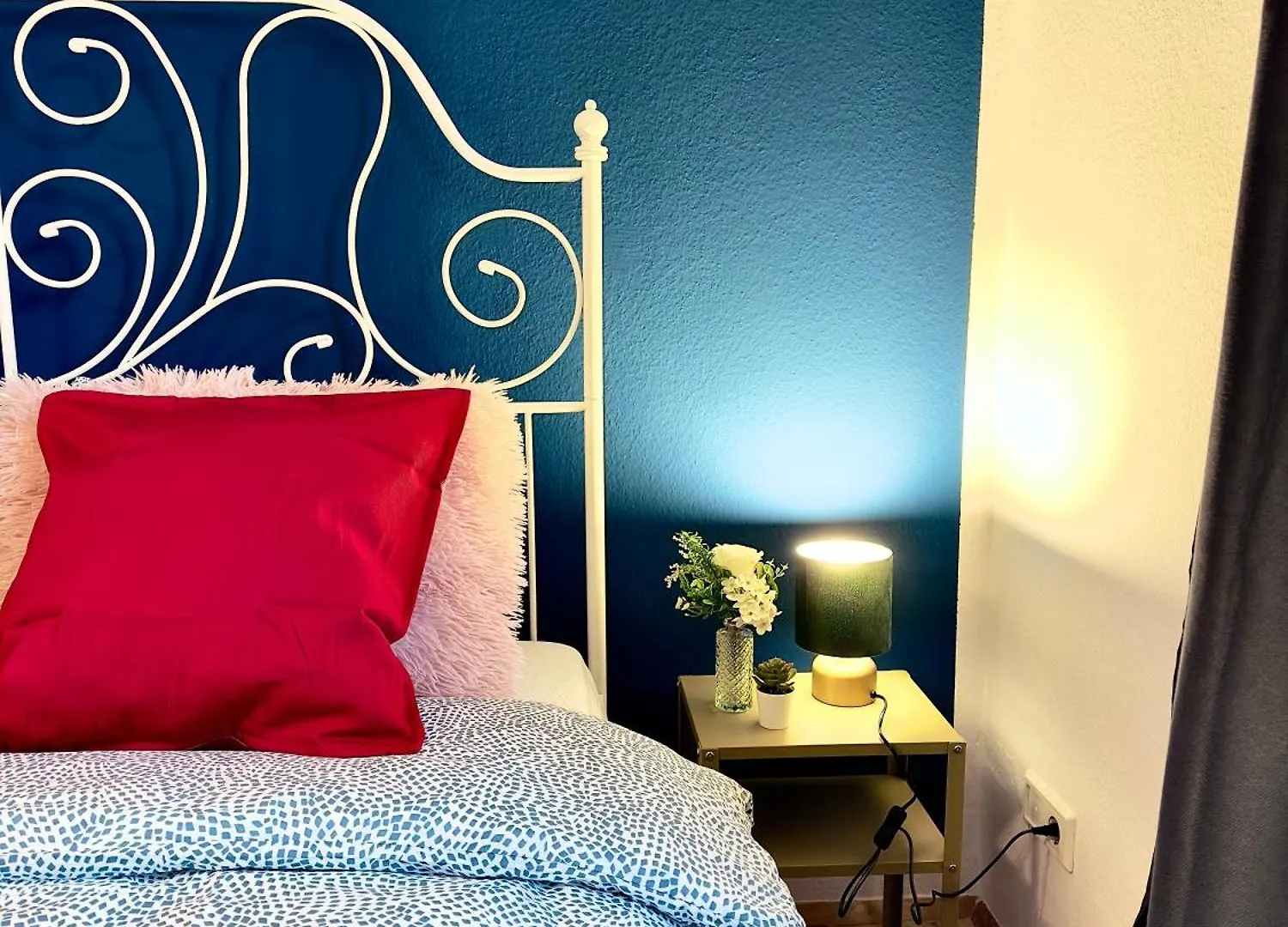 Design 3 Bedroom Near Main Train Station Apartment Вена Австрия